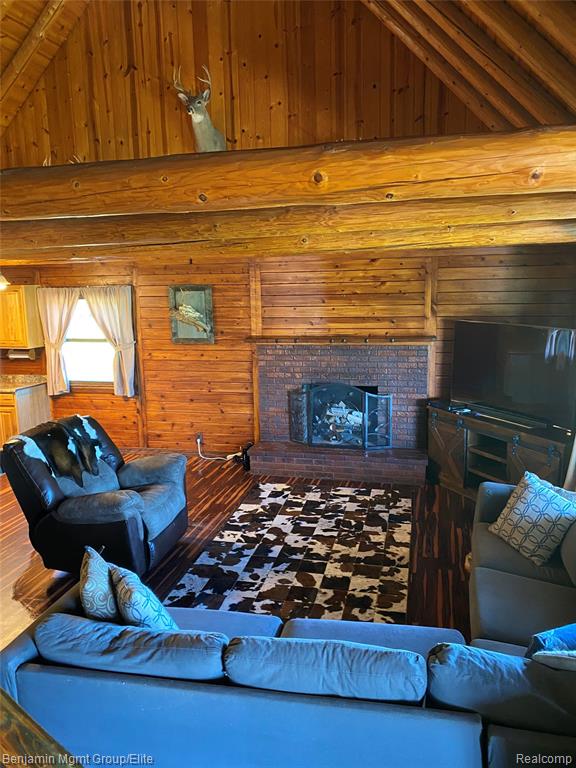 6827 Lapeer Road, Kimball, MI — Photo 4