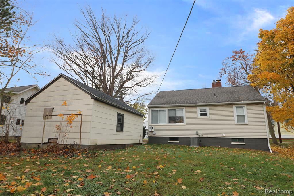 4226 BANKER Street, North Branch, MI 48461 — Photo 25