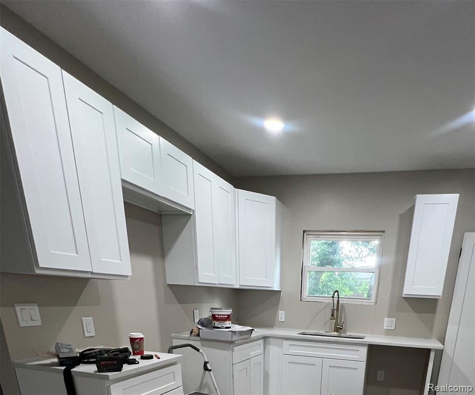3660 Somerset Avenue, Detroit, MI 48224 — Photo 5