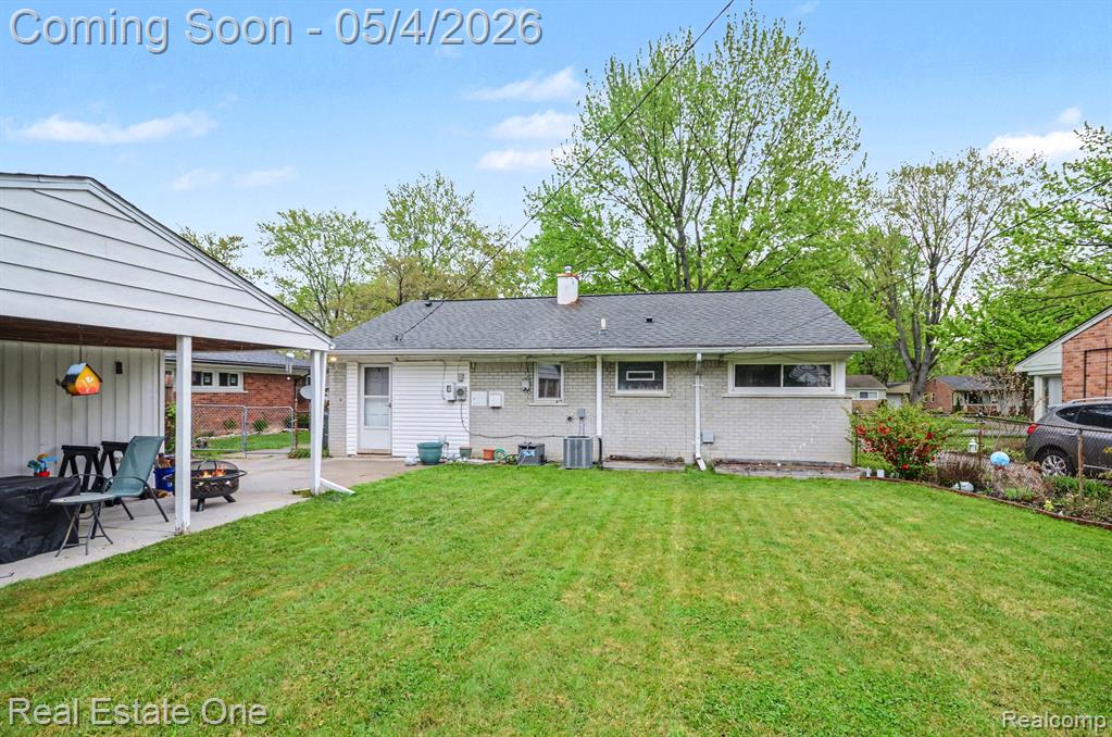 247 Kenyon Drive, Troy, MI 48083 — Photo 17