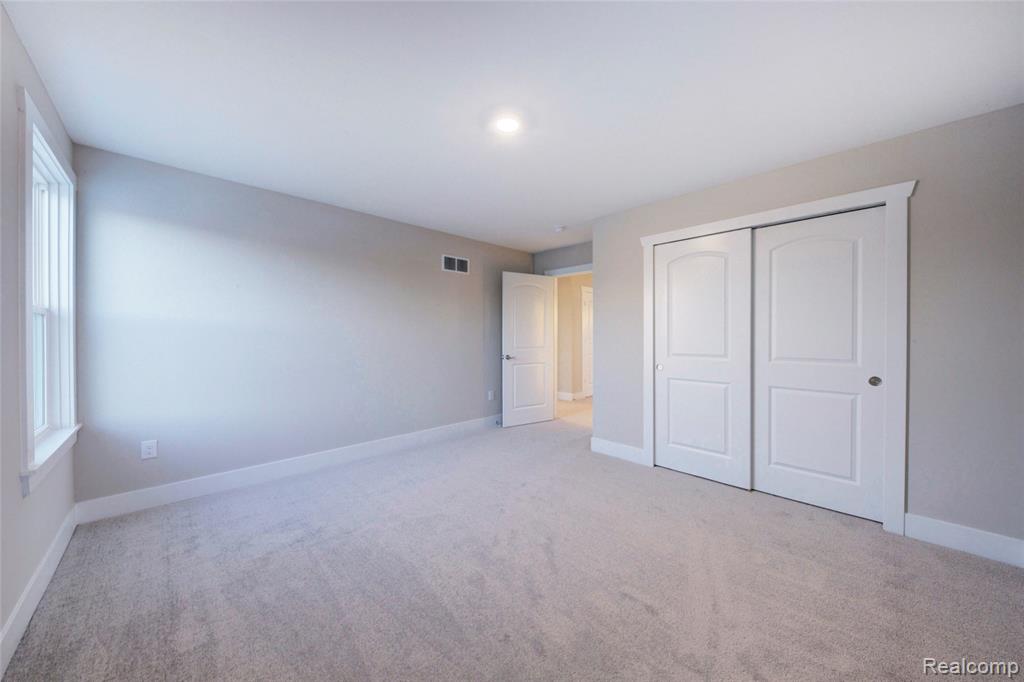 513 Round Rock Drive, Howell, MI 48843 — Photo 25