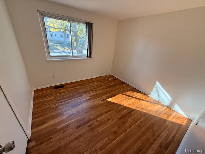 7072 Lee Crest Drive, West Bloomfield, MI — Photo 11