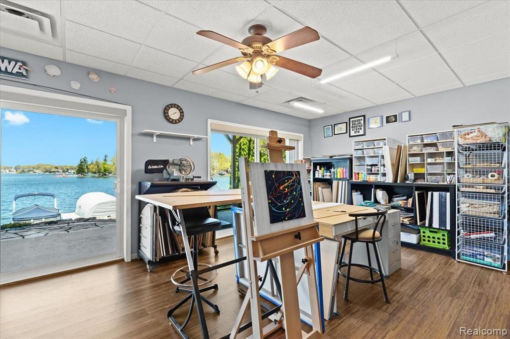 6521 HARTWOOD Drive, Fenton, MI 48430 — Photo 28