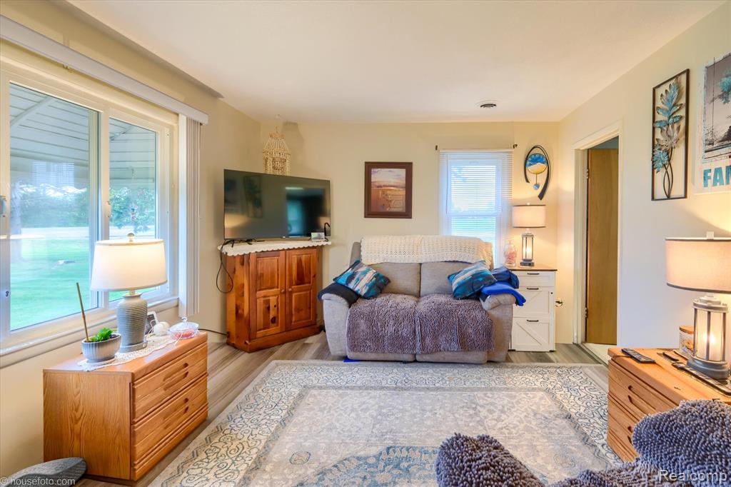 9254 N Genesee Road, Mount Morris, MI 48458 — Photo 5