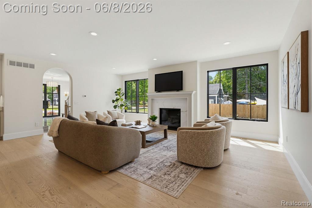 503 GIRARD Avenue, Royal Oak, MI 48073 — Photo 14