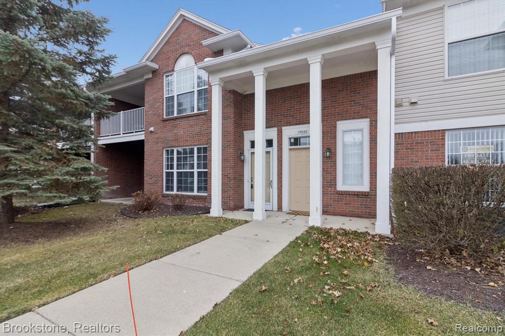 15940 Morningside, Northville, MI 48168 — Photo 2