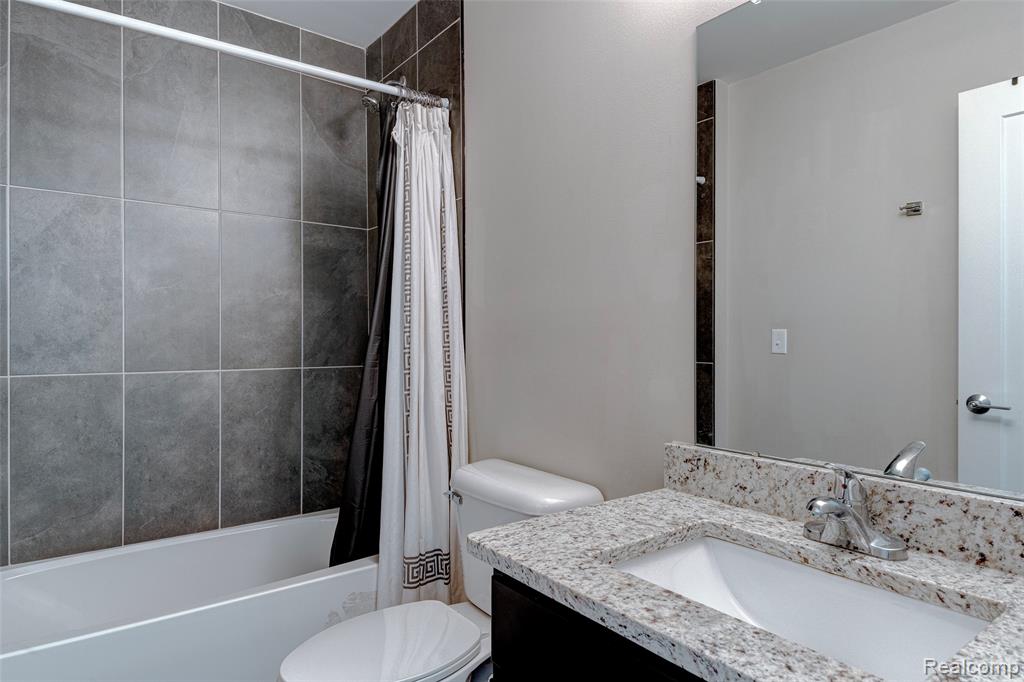 41668 ORIANNA Lane, Novi, MI — Photo 35