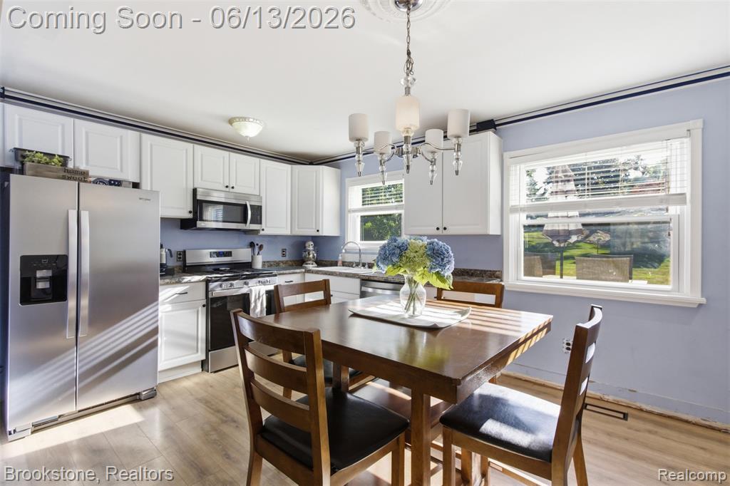 520 May Road, Rochester Hills, MI 48307 — Photo 10