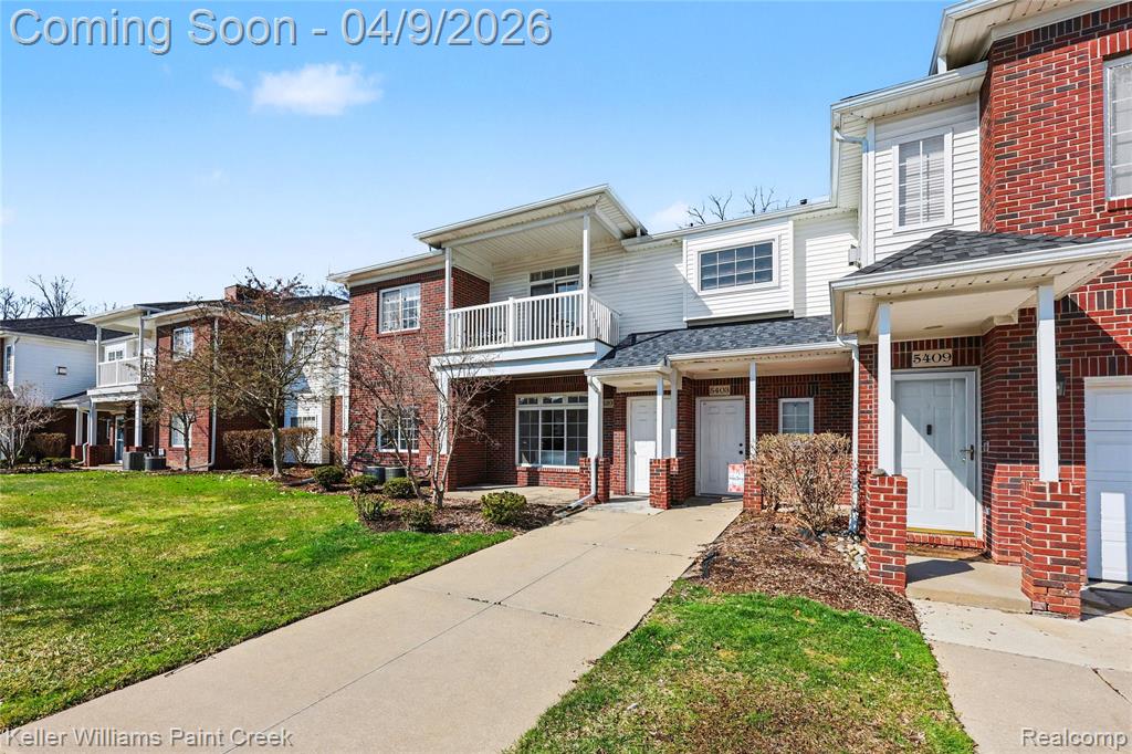5397 Twin Oaks Drive, Sterling Heights, MI 48314 — Photo 2