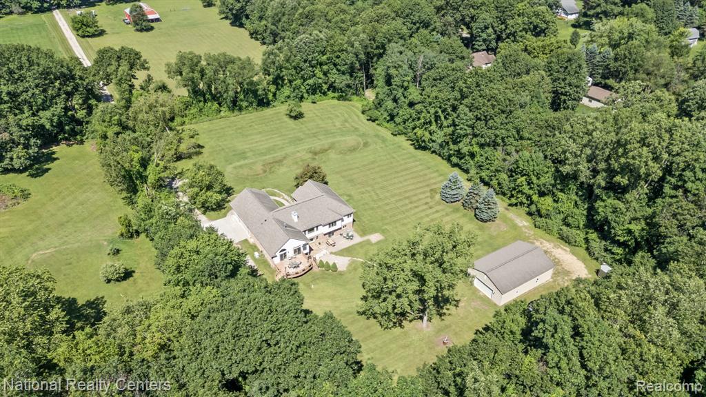 10180 Hadley Road, Clarkston, MI 48348 — Photo 50