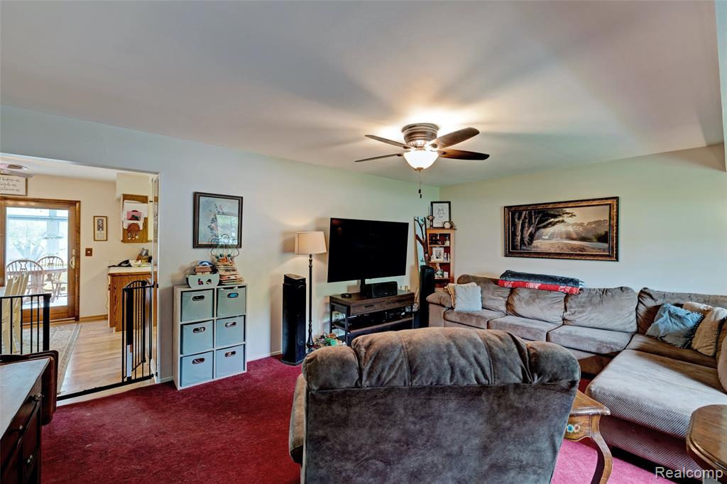 6437 Oriole Drive, Flint, MI 48506 — Photo 5