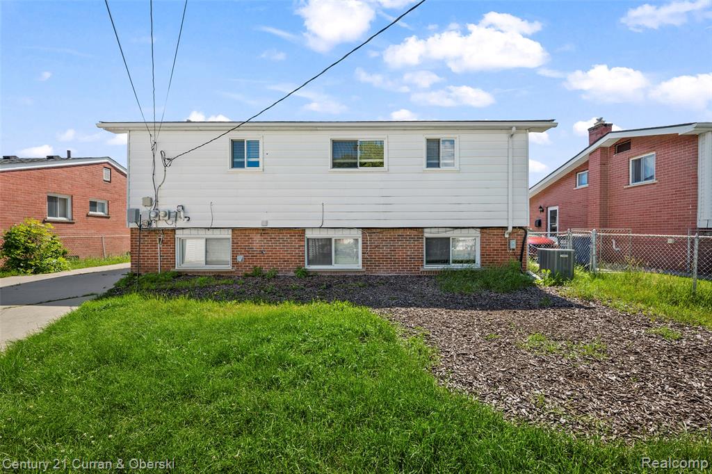 692 Easley Drive, Westland, MI 48186 — Photo 15