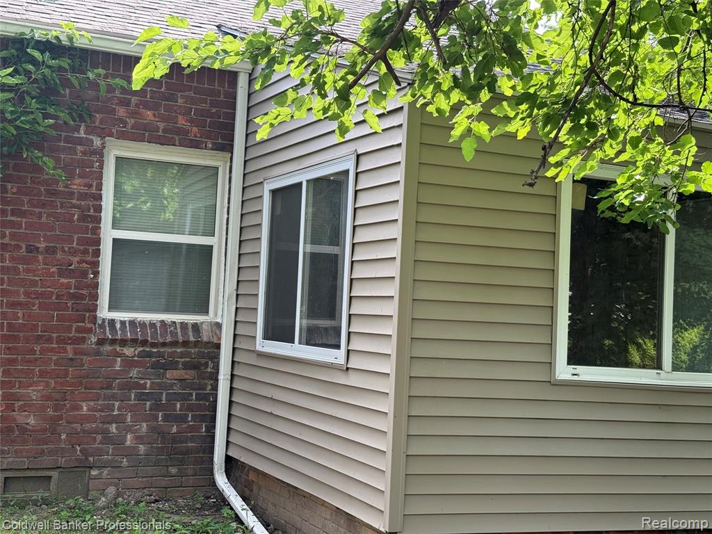 9141 Wayburn Street, Detroit, MI 48224 — Photo 6