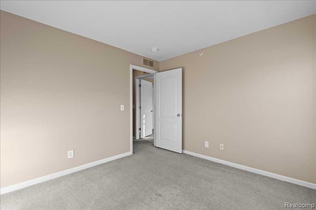 3262 Johanna Ware W, Wixom, MI 48393 — Photo 25