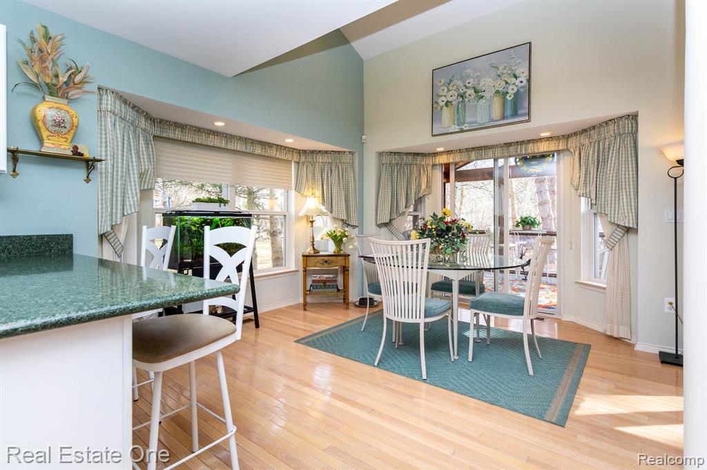 490 FRANKLIN LAKE Circle, Oxford, MI 48371 — Photo 19