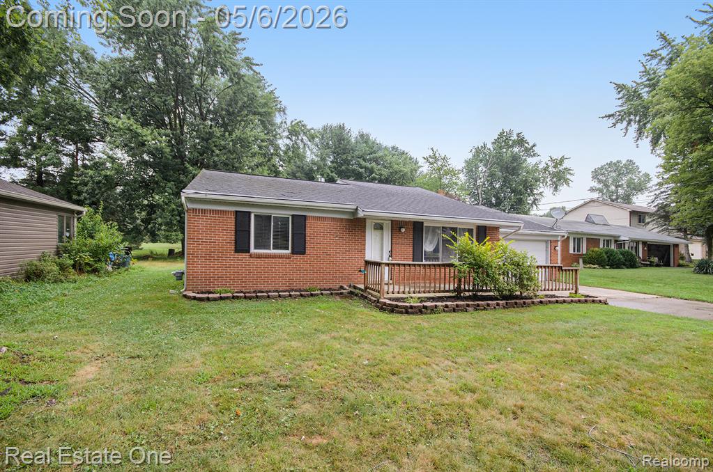 12161 Della Drive, Brighton, MI 48114 — Photo 2