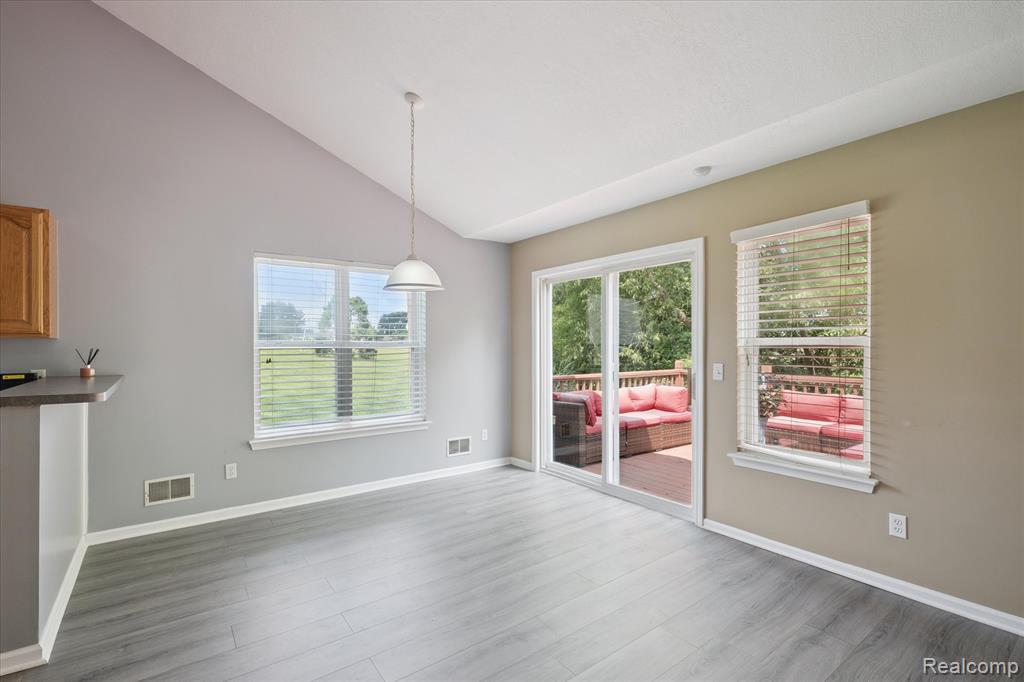 5449 Greenway Drive, Trenton, MI 48183 — Photo 9