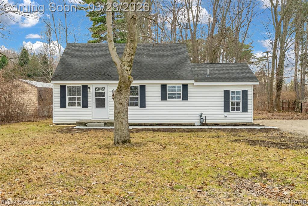 3981 Pine Grove Avenue, Fort Gratiot, MI 48059 — Photo 3