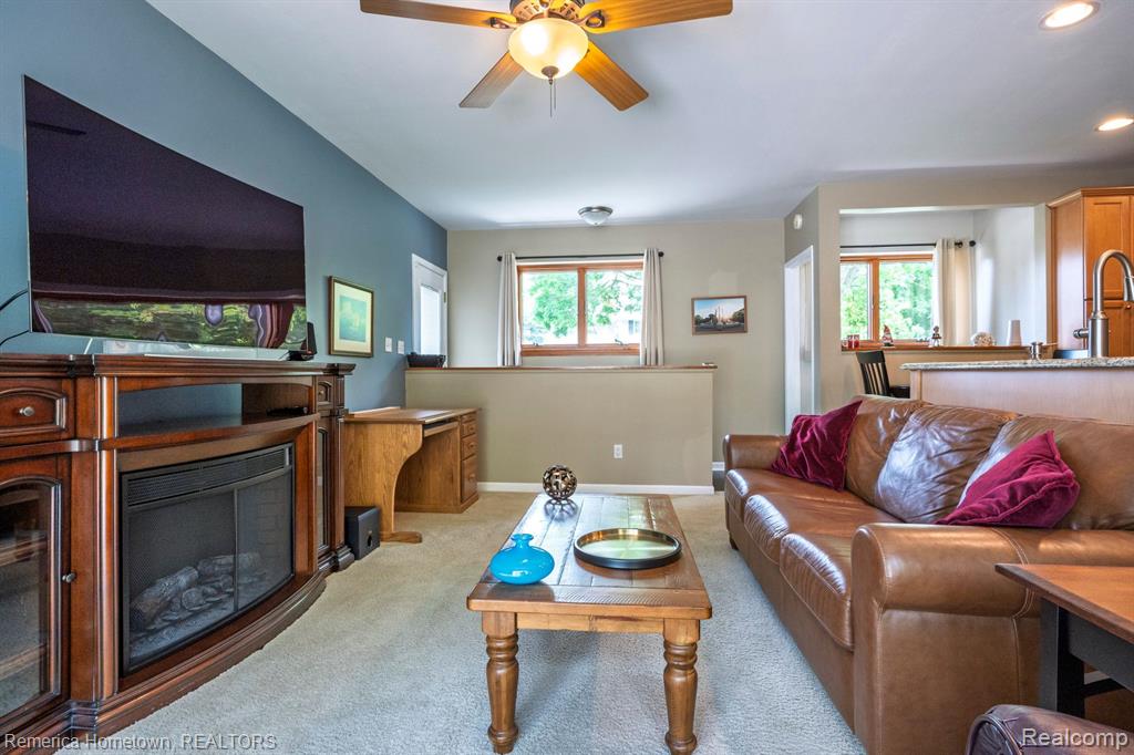 9183 Redbud Avenue, Plymouth, MI 48170 — Photo 3