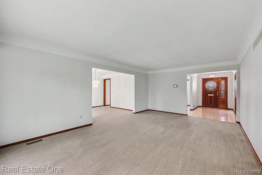 3888 Boulder Drive, Troy, MI 48084 — Photo 6