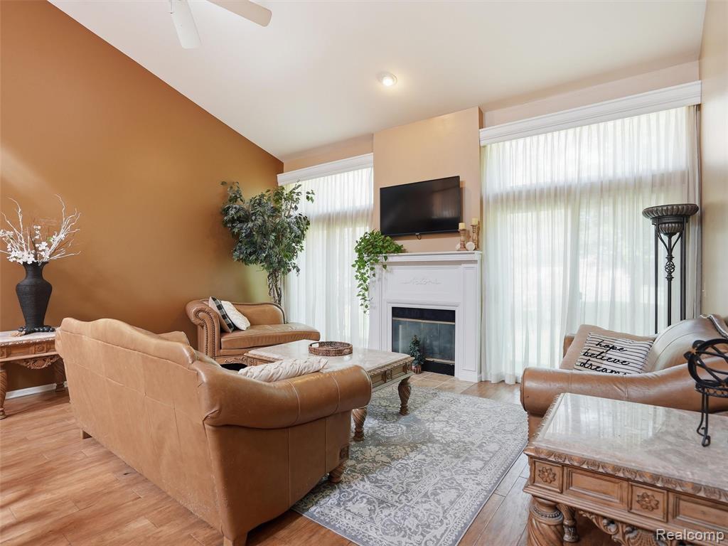52088 Southview Ridge, Macomb, MI 48042 — Photo 9