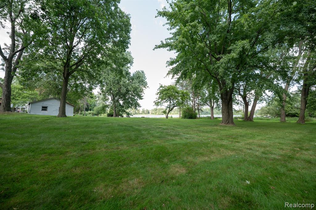880 Bay Street, Pontiac, MI 48342 — Photo 6