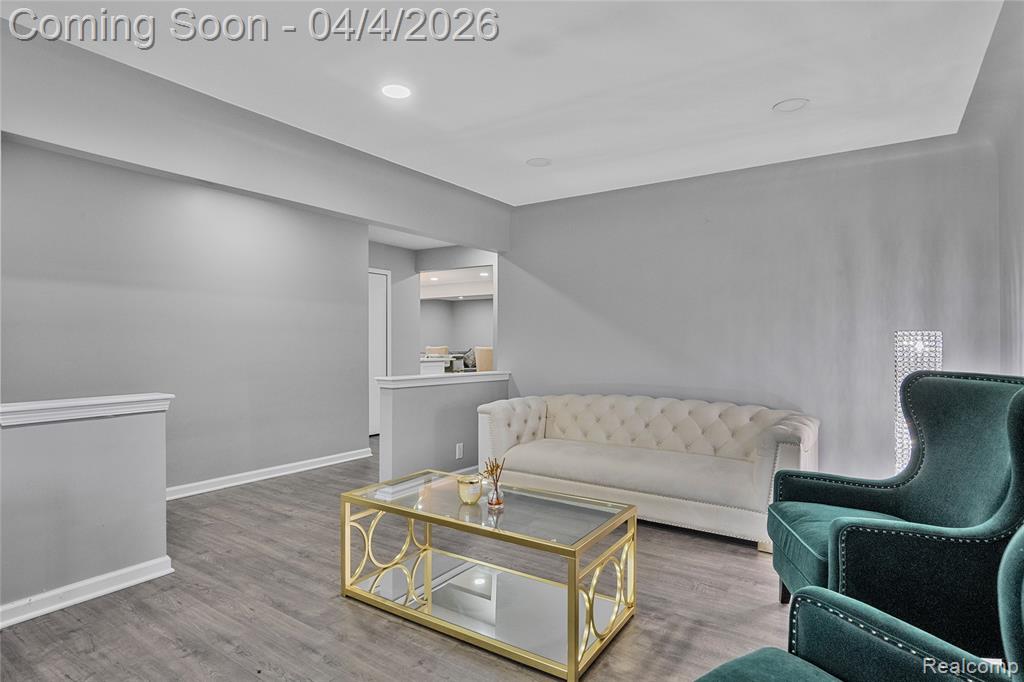 7117 N Evangeline Street, Dearborn Heights, MI 48127 — Photo 16