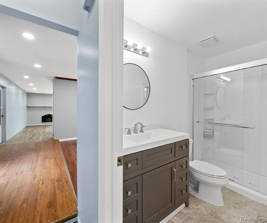 44359 REGIS, Canton, MI 48187 — Photo 17