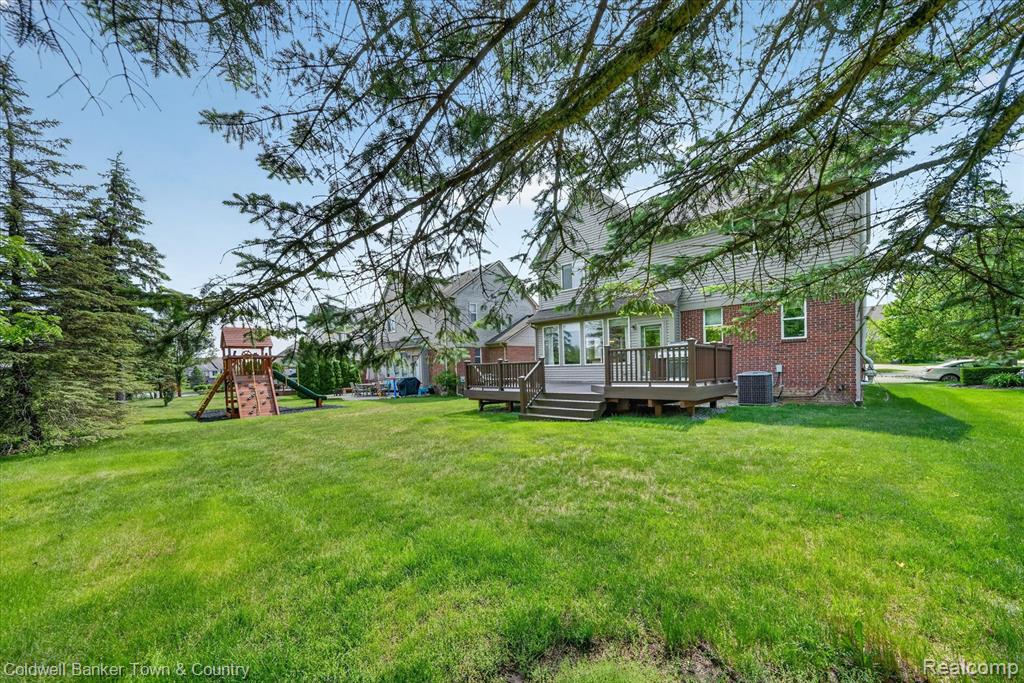 28294 Cottage Lane, New Hudson, MI 48165 — Photo 49