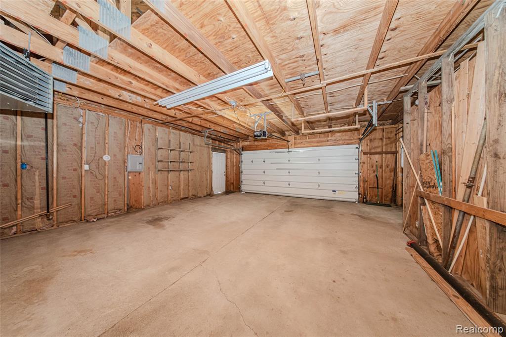 9042 Gale Road, White Lake, MI — Photo 72