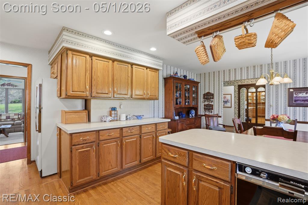4134 Sleeth Road, Commerce Twp, MI 48382 — Photo 20