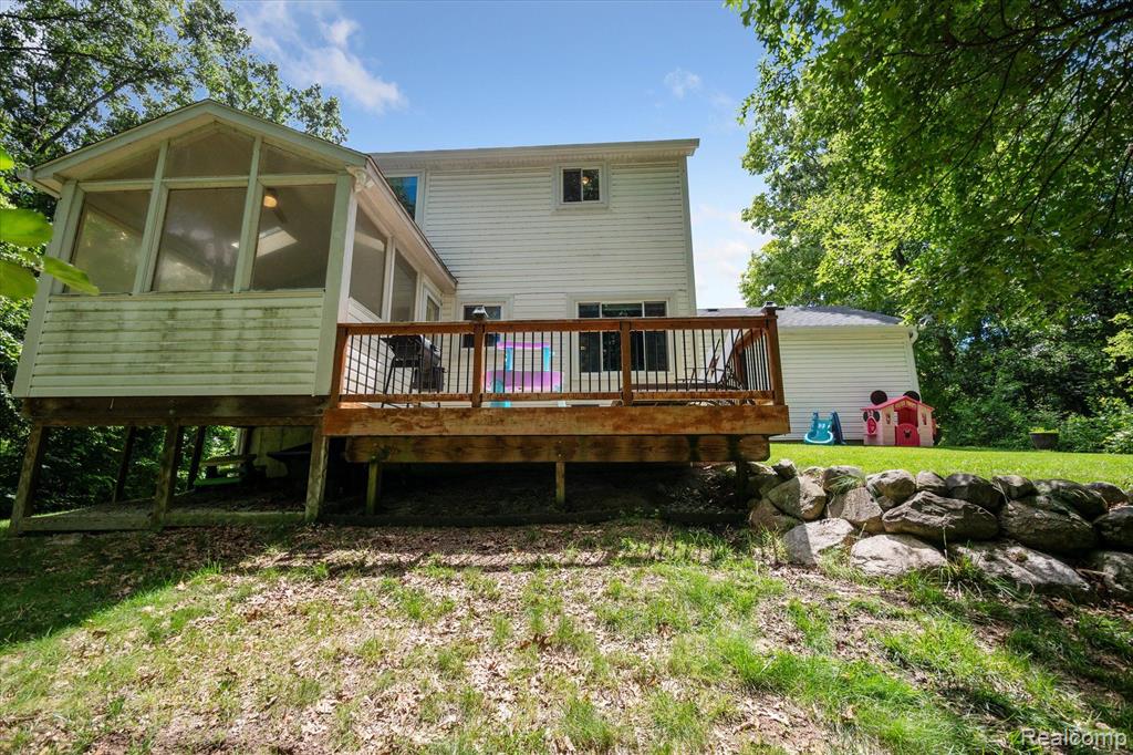 4060 STANMOOR Drive, Waterford, MI 48329 — Photo 41