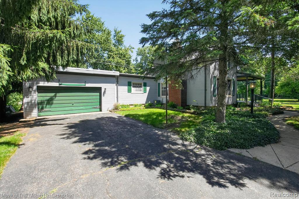 46800 W 11 Mile Road, Novi, MI — Photo 40