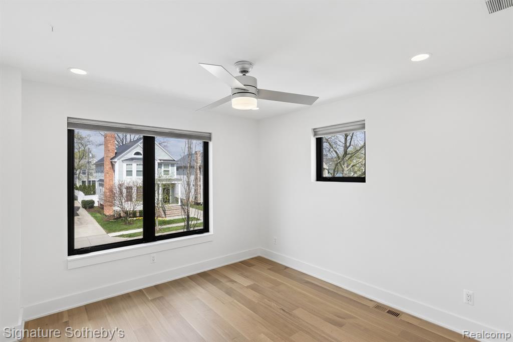 832 Humphrey Avenue, Birmingham, MI 48009 — Photo 19