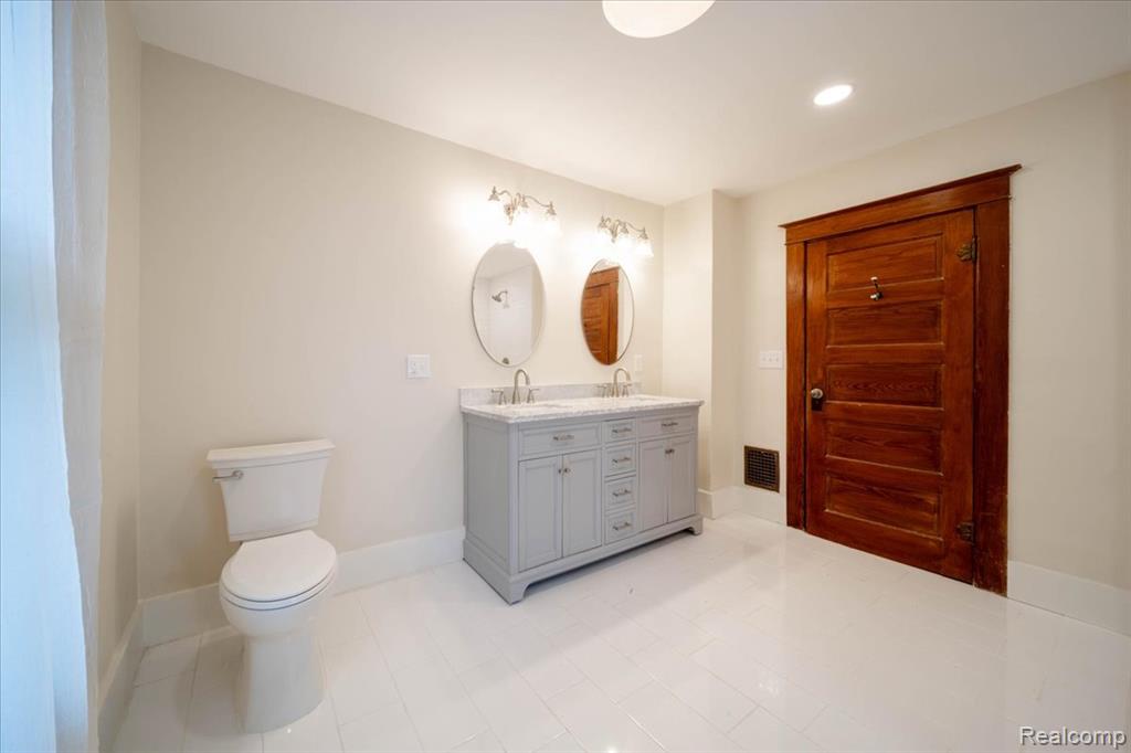 438 N Bailey Street, Romeo, MI 48065 — Photo 17