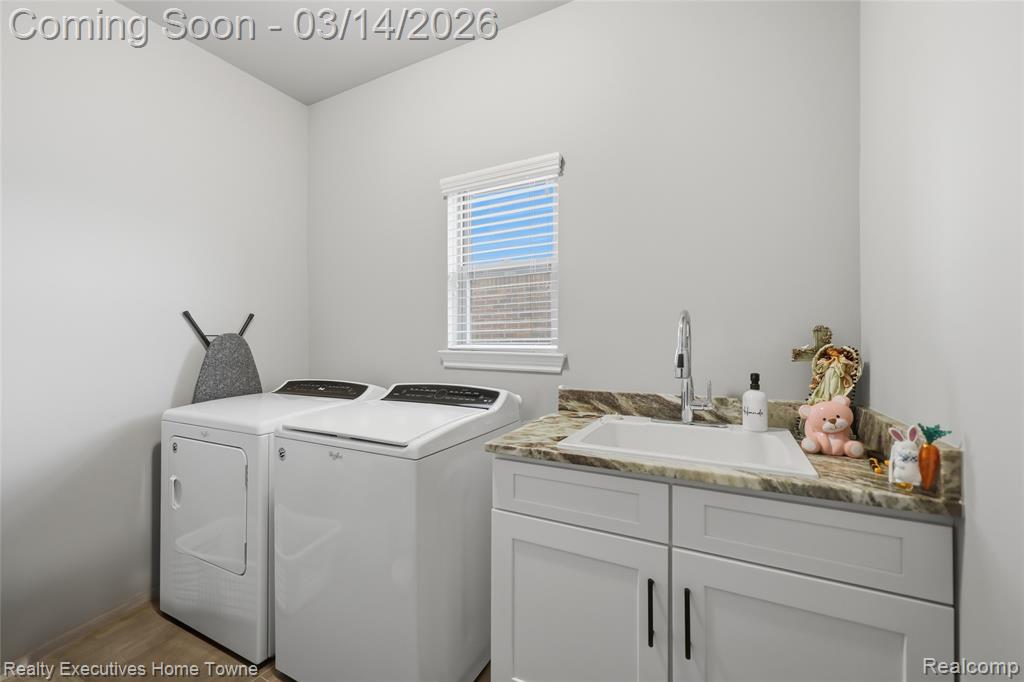 24655 Brookshire Drive, Macomb, MI 48042 — Photo 14