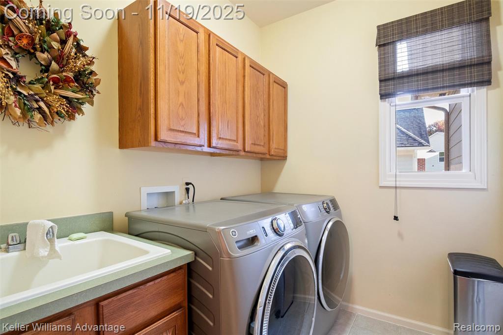 6120 Strawberry Circle, Commerce Twp, MI 48382 — Photo 16