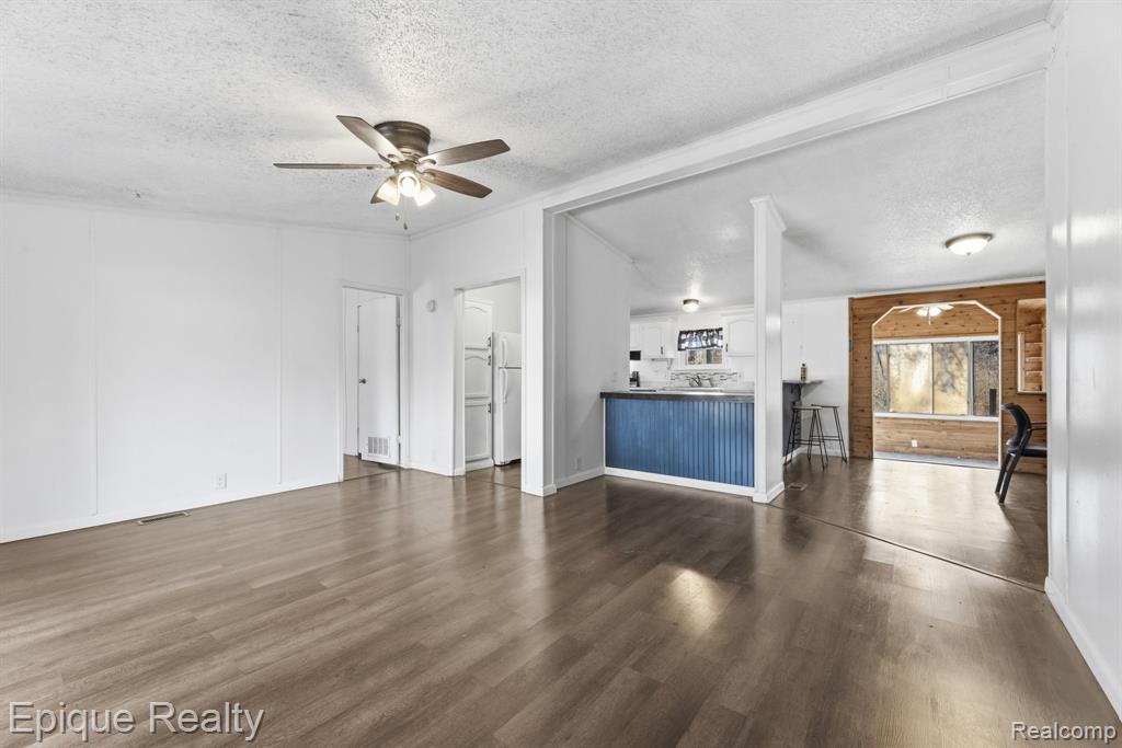 3831 Beech Street, Burtchville, MI 48059 — Photo 9