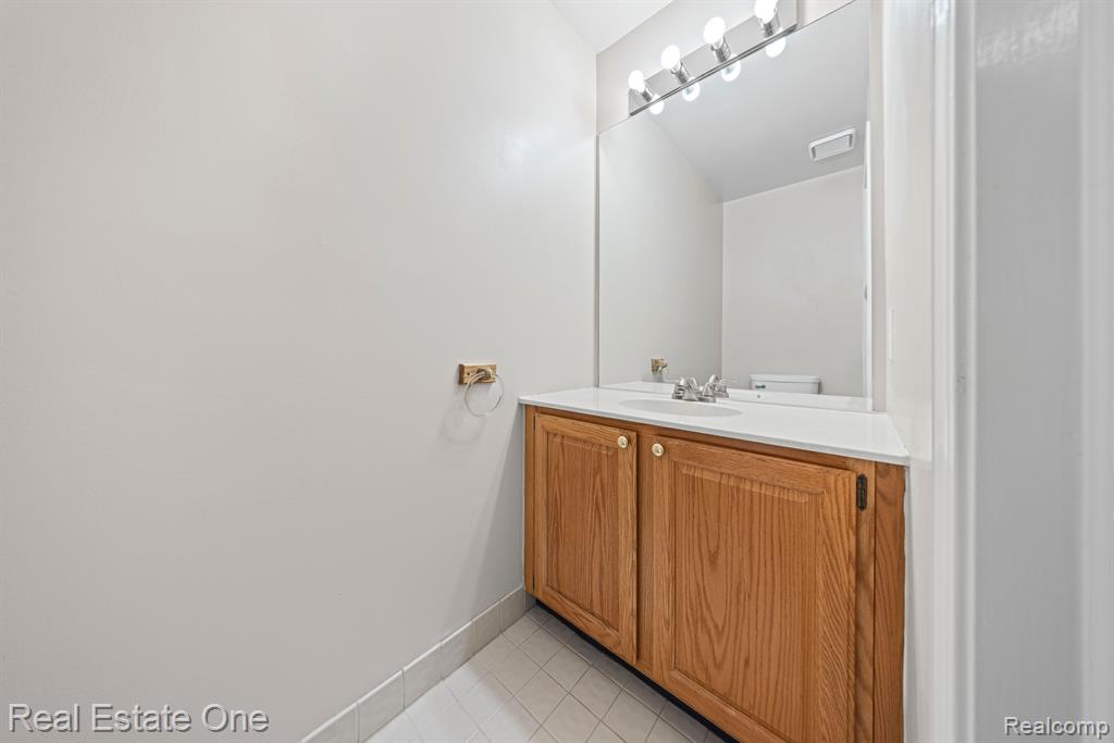 44470 MIDWAY Drive, Novi, MI — Photo 20