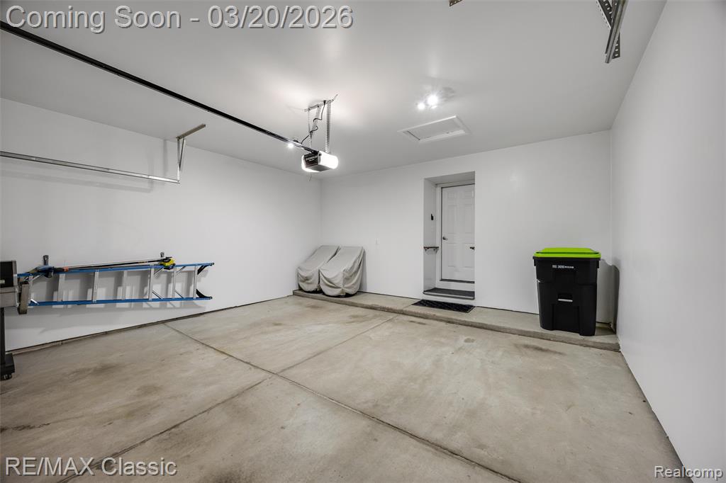 40548 Lenox Park Drive, Novi, MI 48377 — Photo 34
