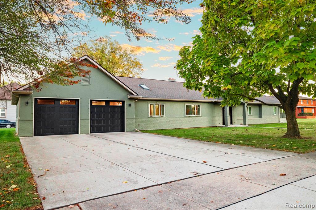 21527 Parke Lane, Grosse Ile, MI 48138 — Photo 46