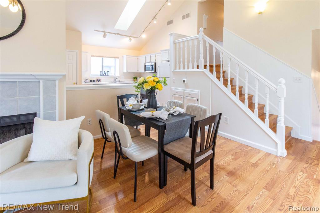 2521 Country Village Court, Ann Arbor, MI 48103 — Photo 12