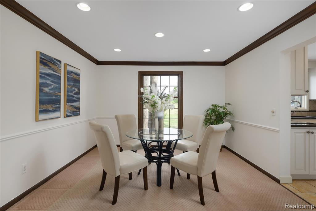 2317 Chelsea Court, Troy, MI 48084 — Photo 9