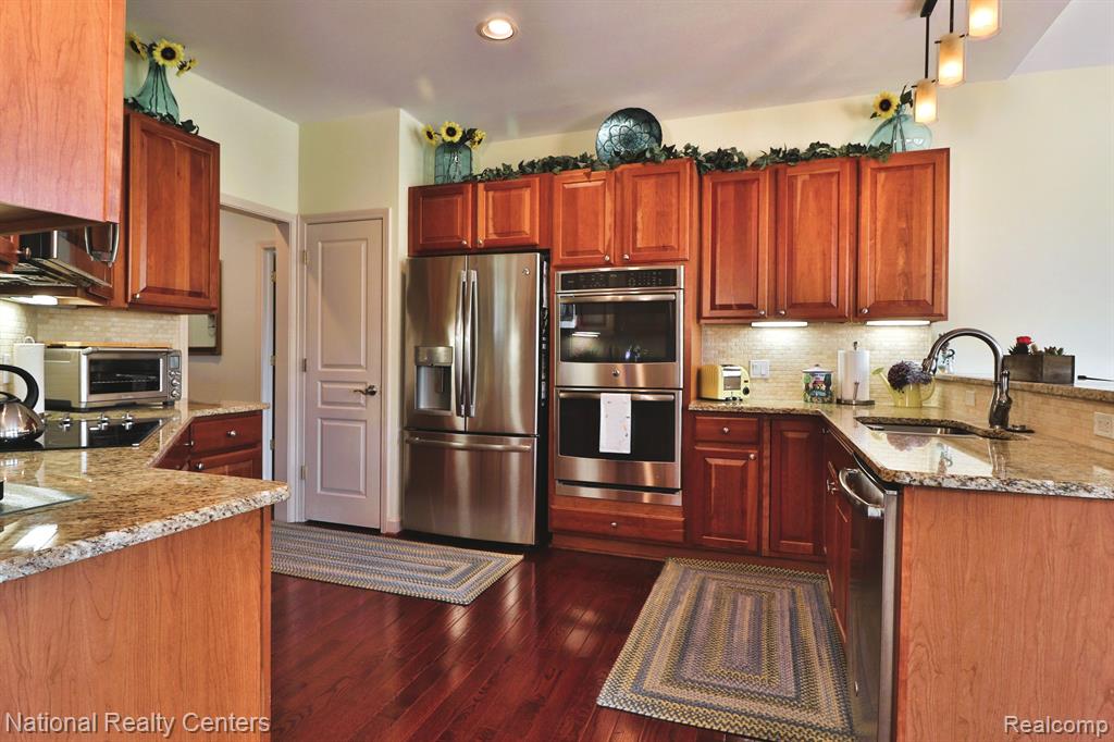44454 BIRCHWOOD Court, Northville, MI 48168 — Photo 12