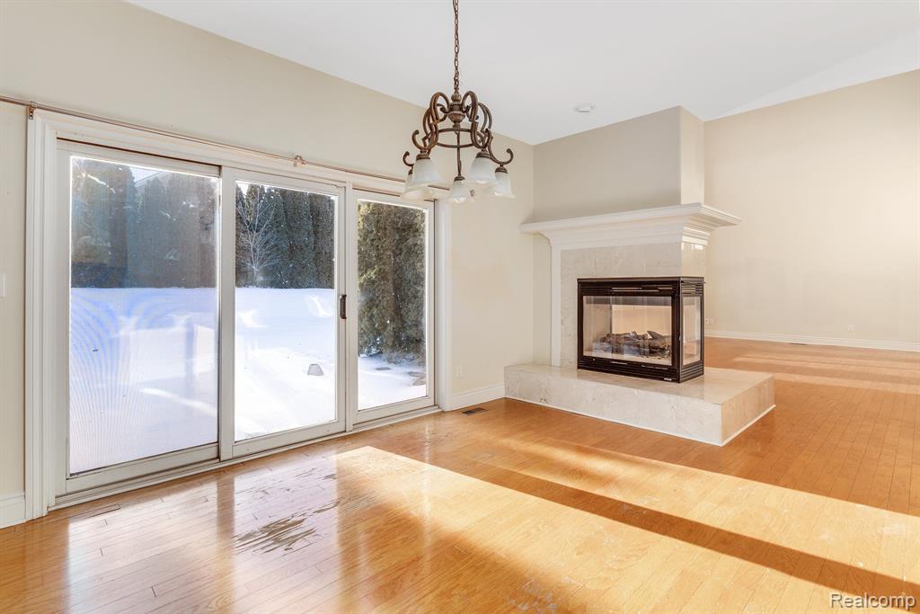 122 Sand Bar Lane, Detroit, MI 48214 — Photo 19