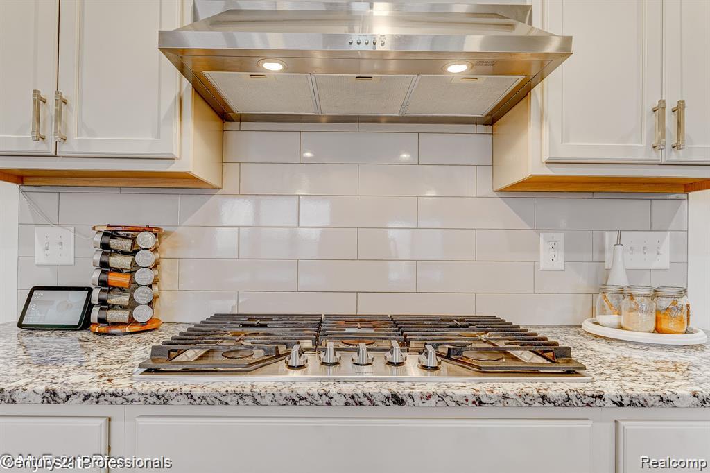 43646 Prospect Lane, Novi, MI — Photo 12