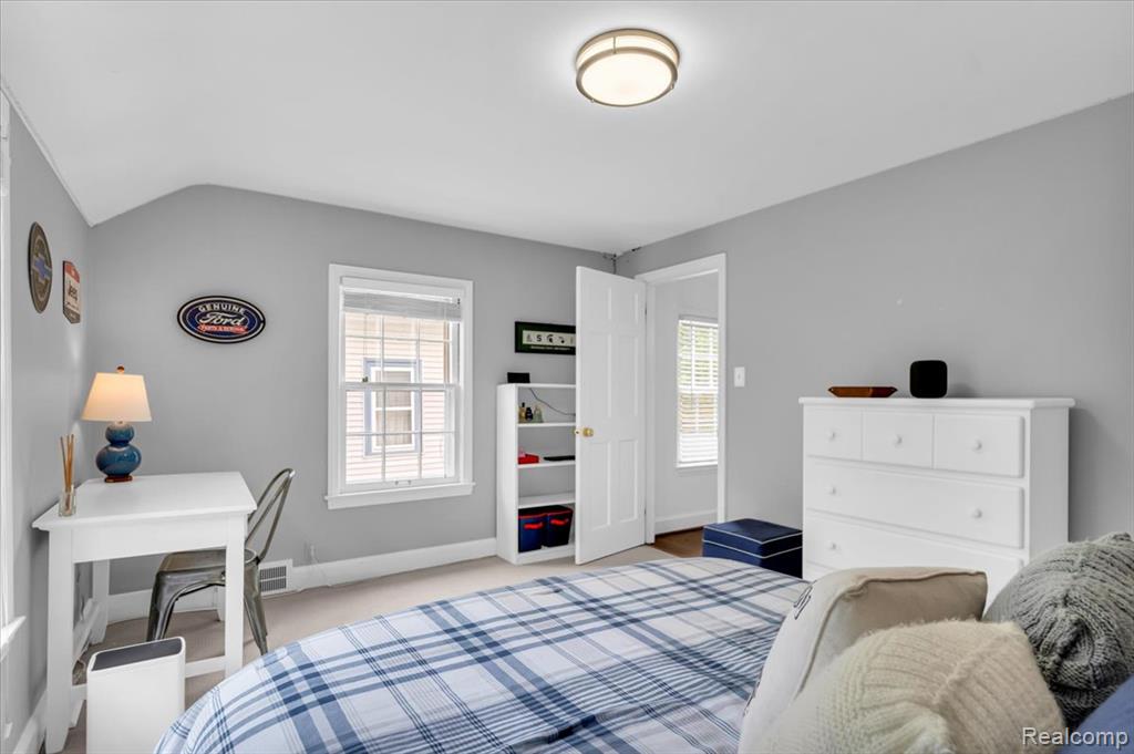 784 University Place, Grosse Pointe, MI 48230 — Photo 38