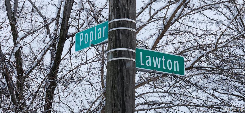 4200 LAWTON Street, Detroit, MI 48208 — Photo 11