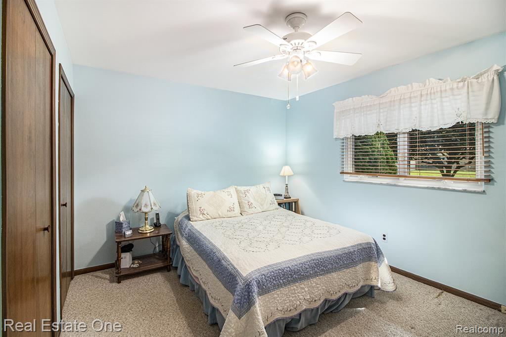 5587 Aster Drive, Troy, MI 48085 — Photo 10