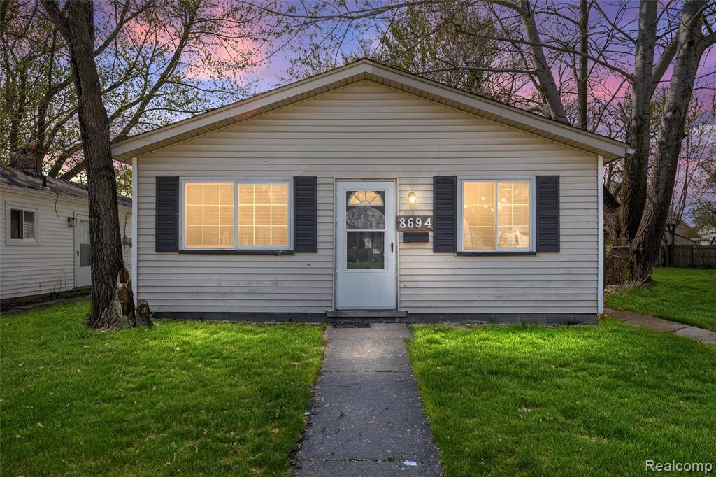 8694 Maxwell Avenue, Warren, MI 48089 — front exterior